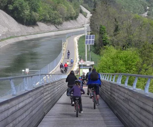 In bici a Rivoli Veronese e sul lago
